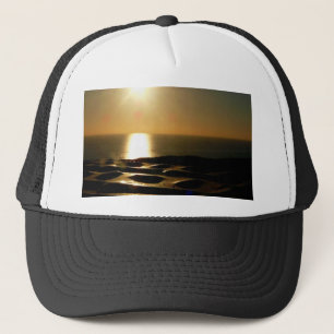 Gorra De Camionero La puesta del sol Bigbury encima considera