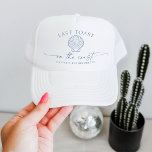 Gorra De Camionero La Última Tostada De HAILEY En La Bachillerato De<br><div class="desc">La colección HAILEY presenta un color azul polvoriento con adorables temas de playa y fuentes boho.</div>