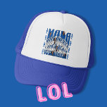 Gorra De Camionero Laughing Kamala<br><div class="desc">Laughing Kamala Trucker Hat dice: MALA HACE A ESTADOS UNIDOS REÍR DE NUEVO VOTAR KAMALA LOL LOL LOL LOL LOL LOL (Editable)</div>