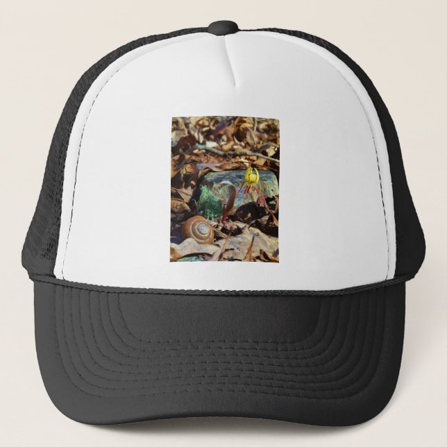 Gorra De Camionero Lirio de trucha amarilla y ciruela y caparazón de  (Anverso)
