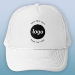 Gorra De Camionero Logotipo simple con negocio de texto<br><div class="desc">Añade tu propio logotipo y elección de texto a este diseño. Eliminar el texto superior o inferior si lo prefiere. Minimalista y profesional. Excelente para la marca de empleados,  o como producto promocional para sus clientes y clientes.</div>