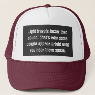 Gorra De Camionero Los viajes ligeros son divertidos más rápido
