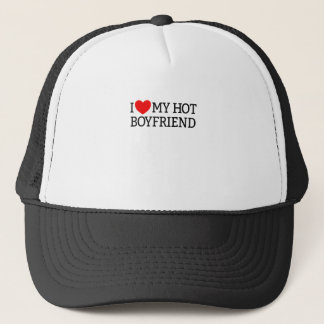 Gorra De Camionero Me Encanta El Corazón Rojo De Mi Novio Caliente.