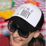 Gorra De Camionero Me gusta que sucio gracioso Martini beba<br><div class="desc">Este diseño puede ser personalizado en el área proporcionada cambiando la foto y/o el texto. O puede personalizarse haciendo clic en Personalizar esta plantilla y, a continuación, eligiendo la opción de hacer clic en el personalizar y eliminando o cambiando el color del fondo, agregando texto, cambiando el color o estilo...</div>