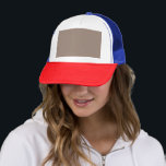 Gorra De Camionero Mejora tu estilo de salón con un marrón<br><div class="desc">Transforme su sala de estar con una impresionante pared marrón con un reloj de moda como reloj. Crea un ambiente moderno y rústico con colores neutros para un minimalista estilo de decoración casera.</div>