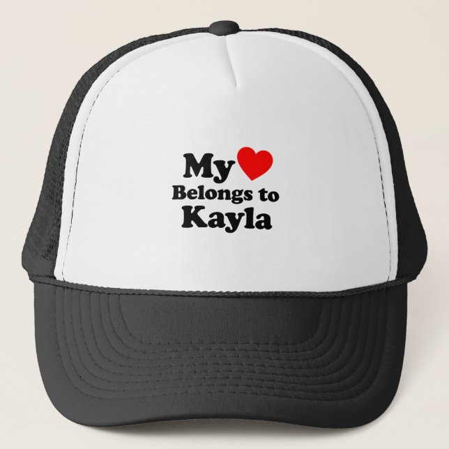 Gorra De Camionero Mi corazón pertenece a Kayla (Anverso)