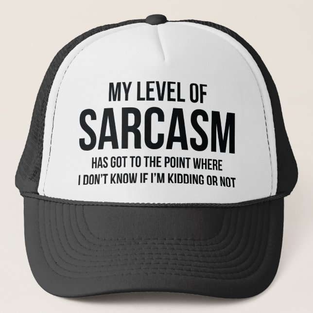 Gorra De Camionero Mi Nivel De Sarcasmo (Anverso)