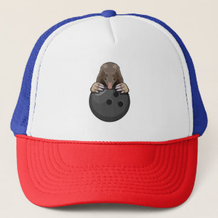 Gorra De Camionero Mole en el Bowling con bolas
