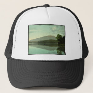 Gorra De Camionero Montaña Ampersand en Round Lake (Saranac Medio)