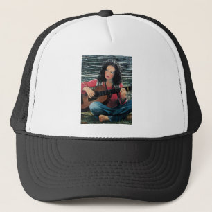 Gorra De Camionero Mujer Jugando Música Con Guitarra Acústica