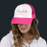 Gorra De Camionero Mujer Noviaria Bachelorette Party Equipo de Hot Pi<br><div class="desc">Personalizado Añade Texto De Imagen Aquí Plantilla De Ropa De Ropa Personalizada Mujer Blanca Y Caliente Rosada Partida De Bachillerato Nombre De Mujer De Novia Béisbol Y Sombrero De Camionero.</div>