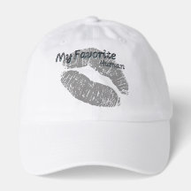 My Favorite Human – Minimal Kiss Print Tee