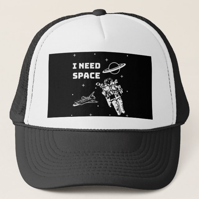 Gorra De Camionero Necesito espacio geek (Anverso)