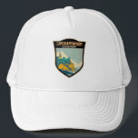 Gorra De Camionero Parque Estatal de la Decepción del Cabo<br><div class="desc">Diseño artístico del Parque Estatal de la Decepción del Cabo. El parque abarca un paisaje diverso de bosque de crecimiento antiguo,  lagos de agua dulce,  pantanos de agua dulce y salada y tidelands a orillas del mar.</div>