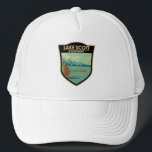 Gorra De Camionero Parque Estatal Lake Scott<br><div class="desc">Obra de arte del Parque Estatal Lake Scott en un diseño de estilo insignia. El parque también conocido como el Parque Estatal Scott rodea el lago Scott,  un lago de agua dulce de fuente primaveral.</div>
