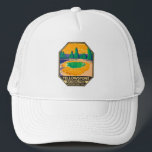 Gorra De Camionero Parque nacional Yellowstone Moral Glory Pool Retro<br><div class="desc">Diseño de arte vectorial de Yellowstone Forest. El parque cuenta con espectaculares cañones,  ríos alpinos,  exuberantes bosques,  aguas termales y géisers,  incluyendo su más famoso,  Old Faithful.</div>