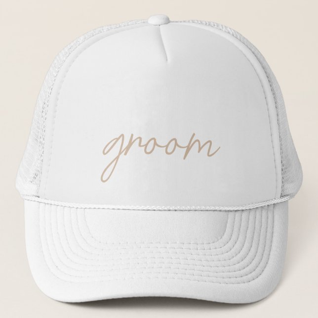 Gorra De Camionero Partido de la Boda Moderna | Guión beige (Anverso)