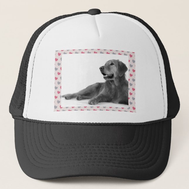Gorra De Camionero Perro con hermosos corazones (Anverso)