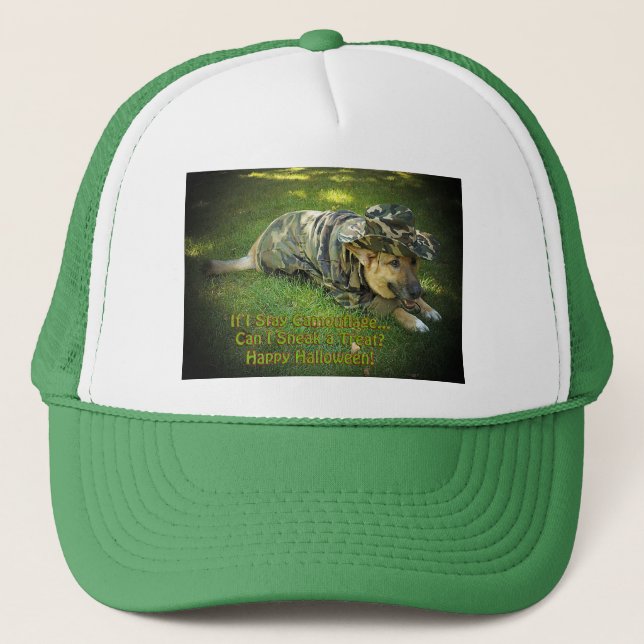Gorra De Camionero Perro de Halloween en camuflaje (Anverso)