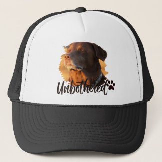 Gorra De Camionero Perro de la hora dorada imperturbable - Minimalist