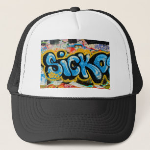 Gorra De Camionero Pintada del Sicko en la pared texturizada