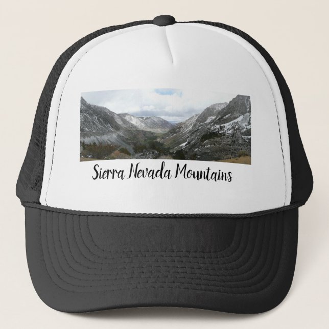 Gorra De Camionero Recorriendo las nevadas montañas de Sierra Nevada (Anverso)