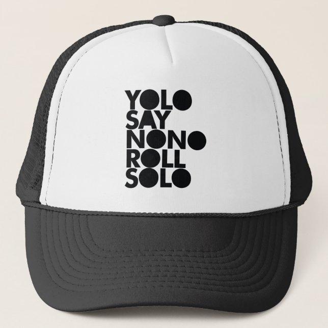Gorra De Camionero Rollo de YOLO llenado a solas (Anverso)