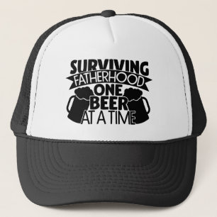 Gorra De Camionero Sobreviviendo A La Paternidad Una Cerveza A La Vez