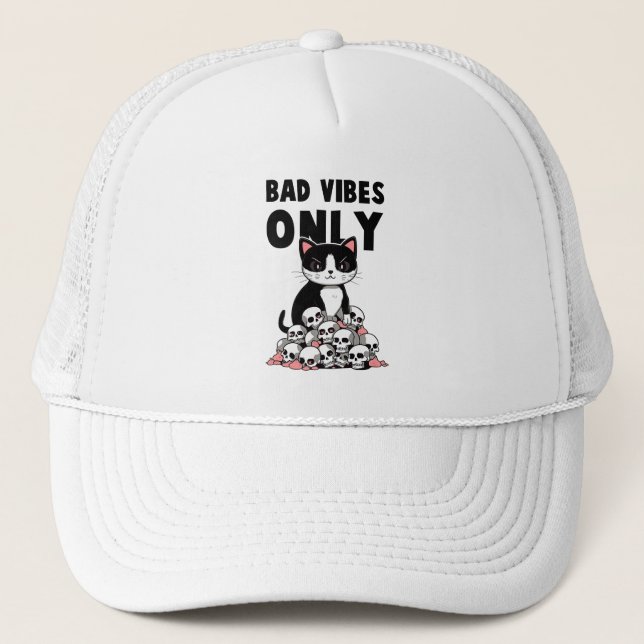 Gorra De Camionero Sólo vibraciones malas: gatos y cráneos (Anverso)
