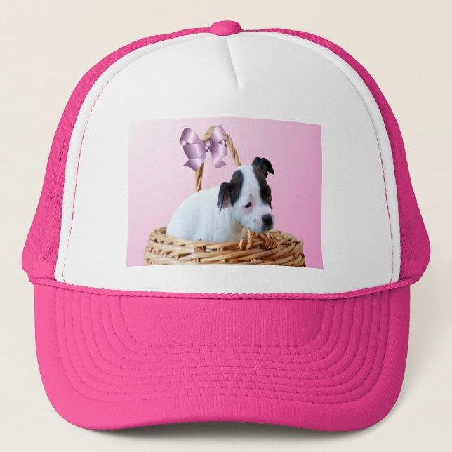Gorra De Camionero Staffordshire Puppy En Una Cesta, (Anverso)