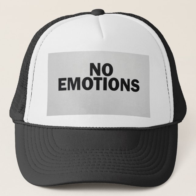 Gorra De Camionero texto en negrita "SIN EMOCIONES" (Anverso)