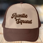 Gorra De Camionero Tipografía retro vintage simple de la pareja<br><div class="desc">Este diseño simple y vintage está compuesto por una tipografía de escritura lúdica juguetona.</div>