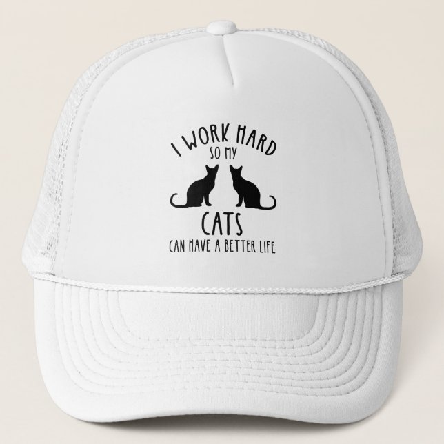 Gorra De Camionero Trabajo Mucho Para Que Mis Gatos Puedan Tener Una  (Anverso)