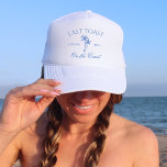 Gorra De Camionero Última Tostada En La Bachelorette De La Costa<br><div class="desc">Este diseño presenta textos en negrita de moda,  vibraciones costeras de playa con cócteles a mano.</div>