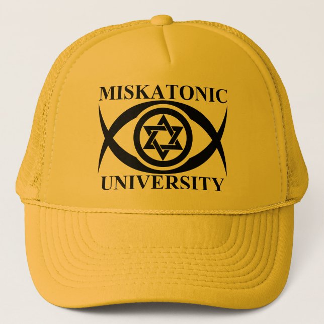 GORRA DE CAMIONERO UNIVERSIDAD MISKATÓNICA (Anverso)