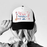Gorra De Camionero Vamos Chicas Cowgirl la última bachillerato de rod<br><div class="desc">¡Sí, vaqueras! Prepárate para rodar tu último rodeo al estilo con nuestro sombrero de moto de soltero de rodeo de Let's Go Chicas Cowgirl Es el accesorio perfecto para su aventura occidental de campo rojo, blanco y azul, llena de todos los atributos clave para hacer su fiesta de soltera inolvidable....</div>