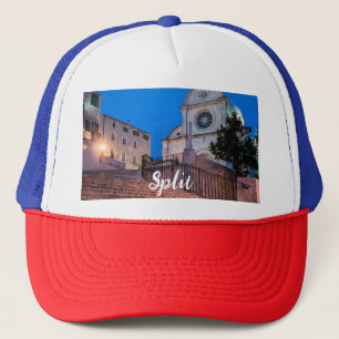 Gorra De Camionero Vista nocturna de las escaleras y la iglesia en Sp