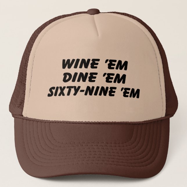 Gorra De Camionero Wine los cenan 69 ellos (Anverso)