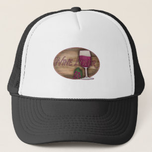 Gorra De Camionero Wine Lover en Wood Oval
