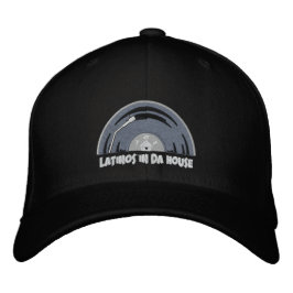 Gorra negra bordada