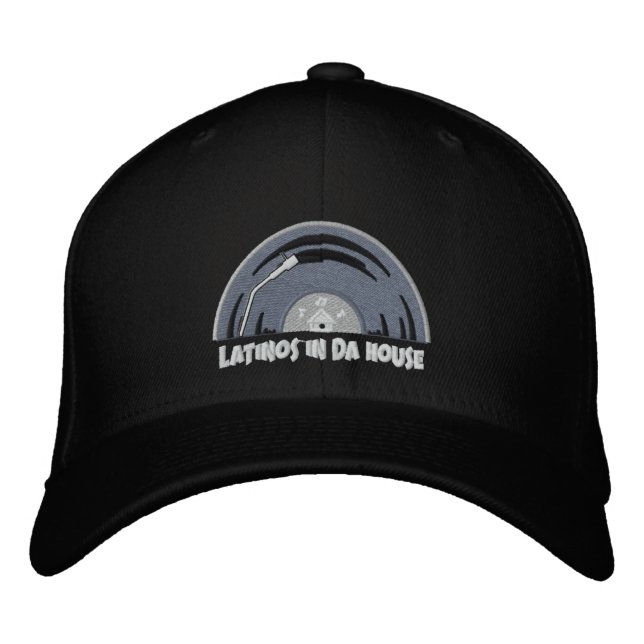 Gorra negra bordada (Anverso)