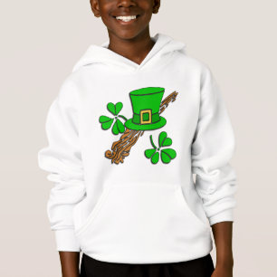Gorra y tréboles irlandeses