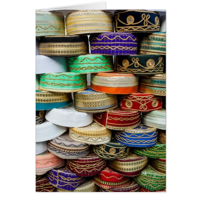 Gorras árabes en el mercado (Frente)