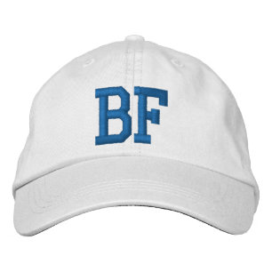 GORRAS CON MONOGRAMA