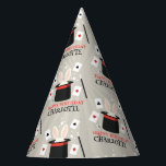 Gorro De Fiesta Magic Show Magician Kids Birthday Custom Name<br><div class="desc">Un adorable espectáculo mágico de diseño de fiestas de cumpleaños para niños magos. Una hermosa magia muestra un diseño temático que se puede personalizar a tus detalles. Favoritos de cumpleaños, decoración y regalos de magia. Perfecto para los amantes de los espectáculos de magia, los magos y los diseños de los...</div>