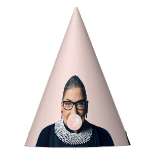 Gorro De Fiesta Ruth Bader Ginsburg soplando chicle rosa