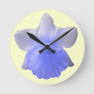 Gota del reloj de pared azul de Daffodil