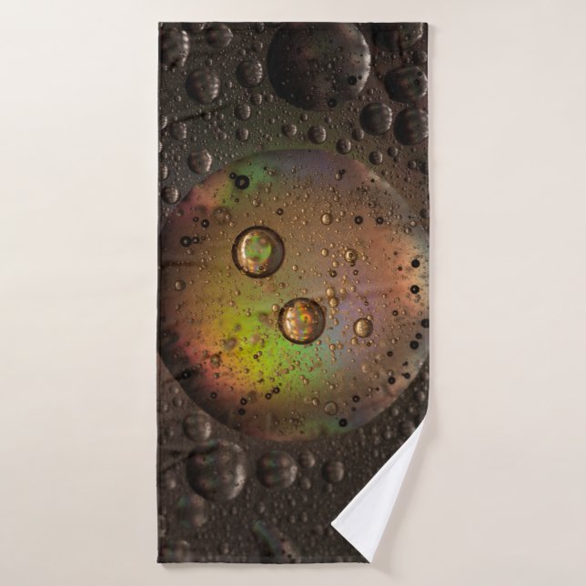 Gotas de agua en el panel de vidrio (Toalla de baño)