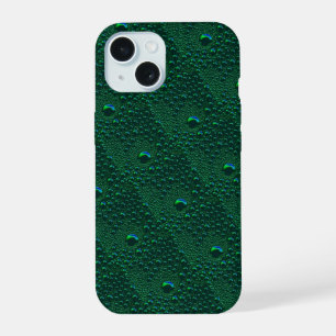 Gotitas de agua en metal verde