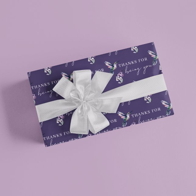 Gracias Por Estar Envolviendo Hojas De Papel (Show your gratitude with this, "Thanks for being you" hummingbird wrapping paper! )
